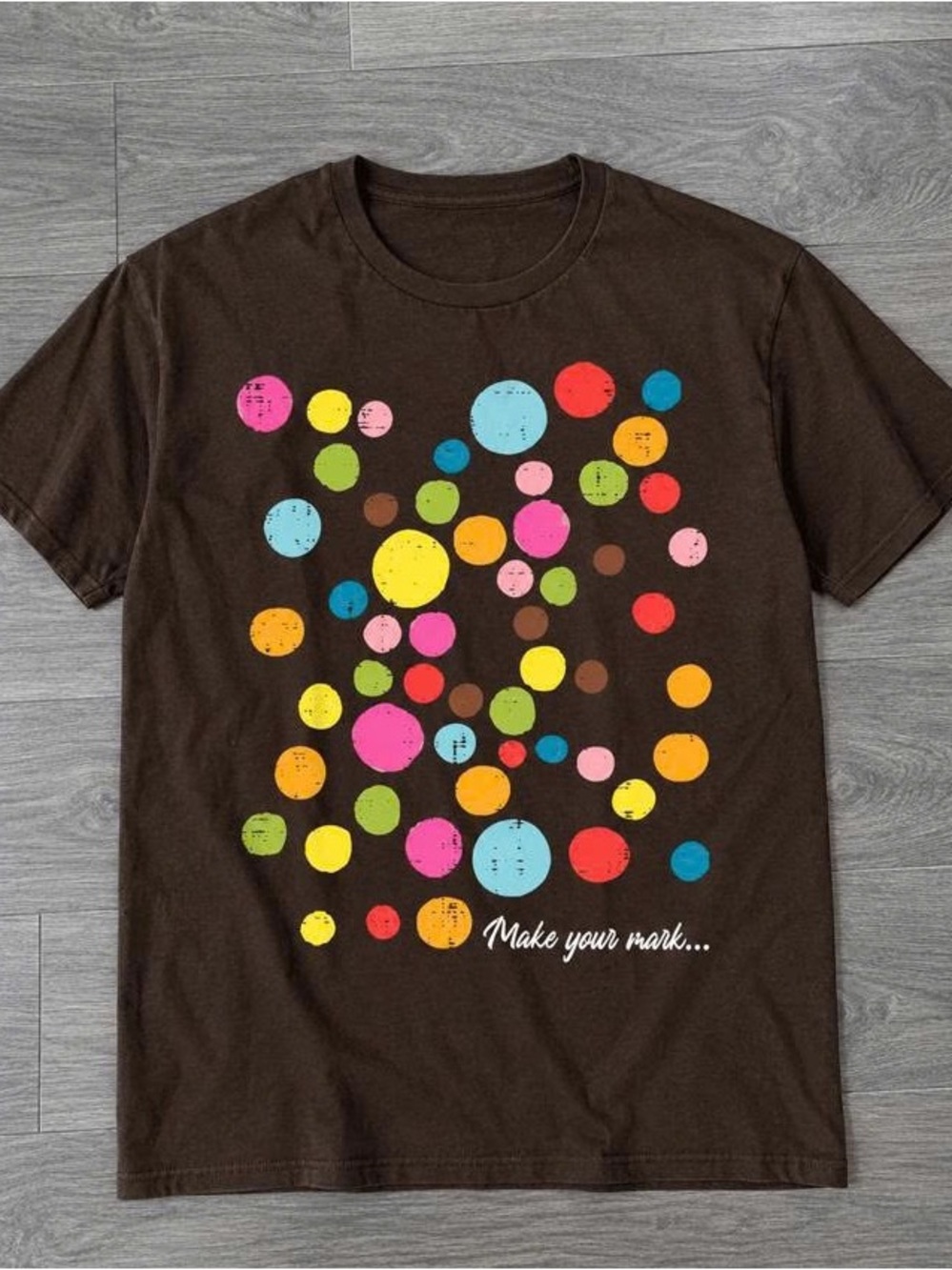 Brown Short-Sleeve Tee with Multicolor Dot Graphic